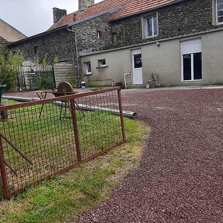 Villa Ferme De La Roque Millieres Exterior foto